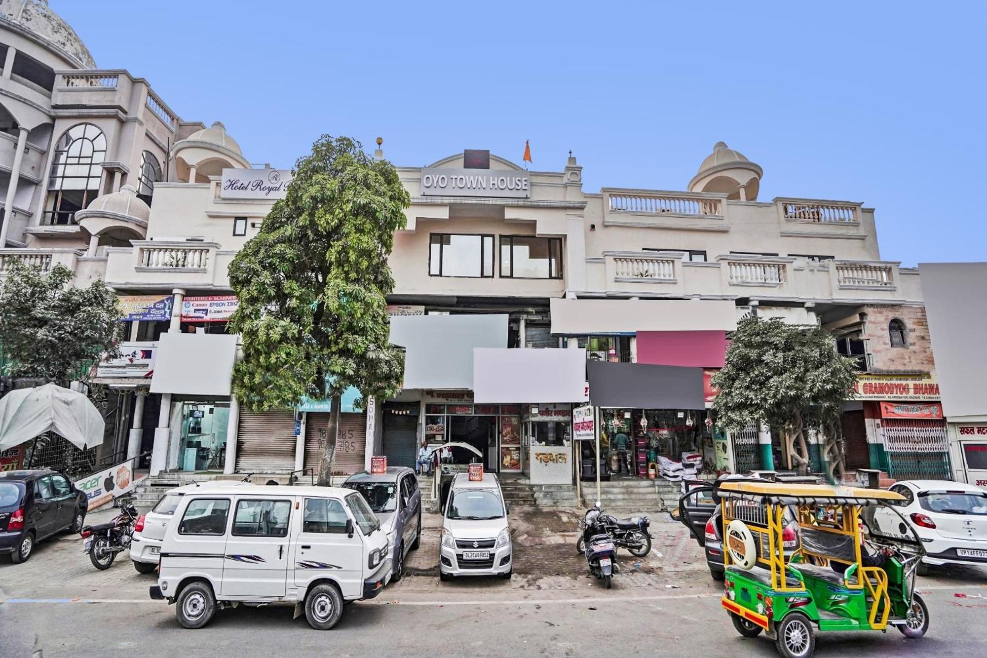 Hotel O Royal Regency Ghaziabad Luaran gambar