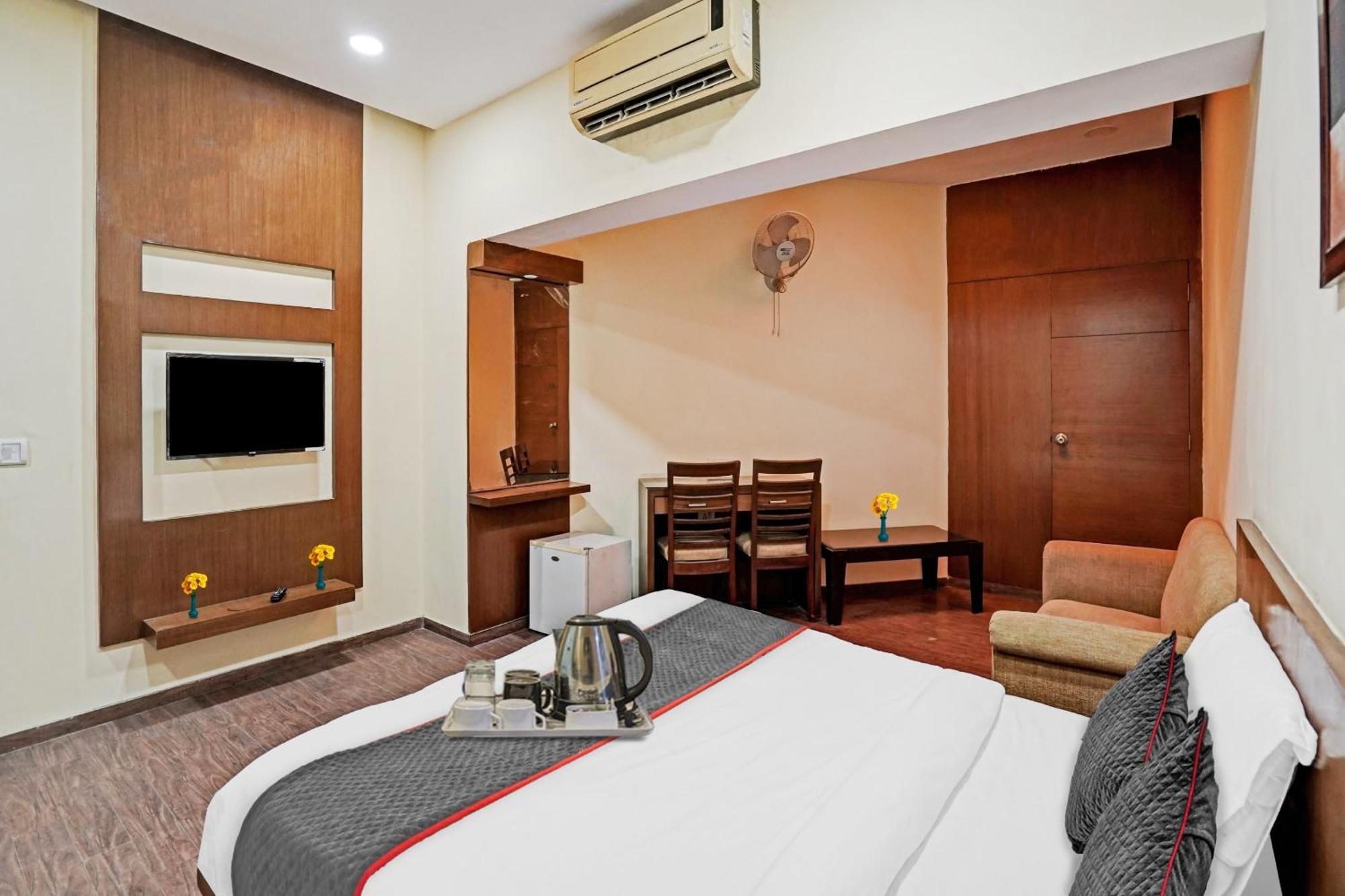 Hotel O Royal Regency Ghaziabad Luaran gambar