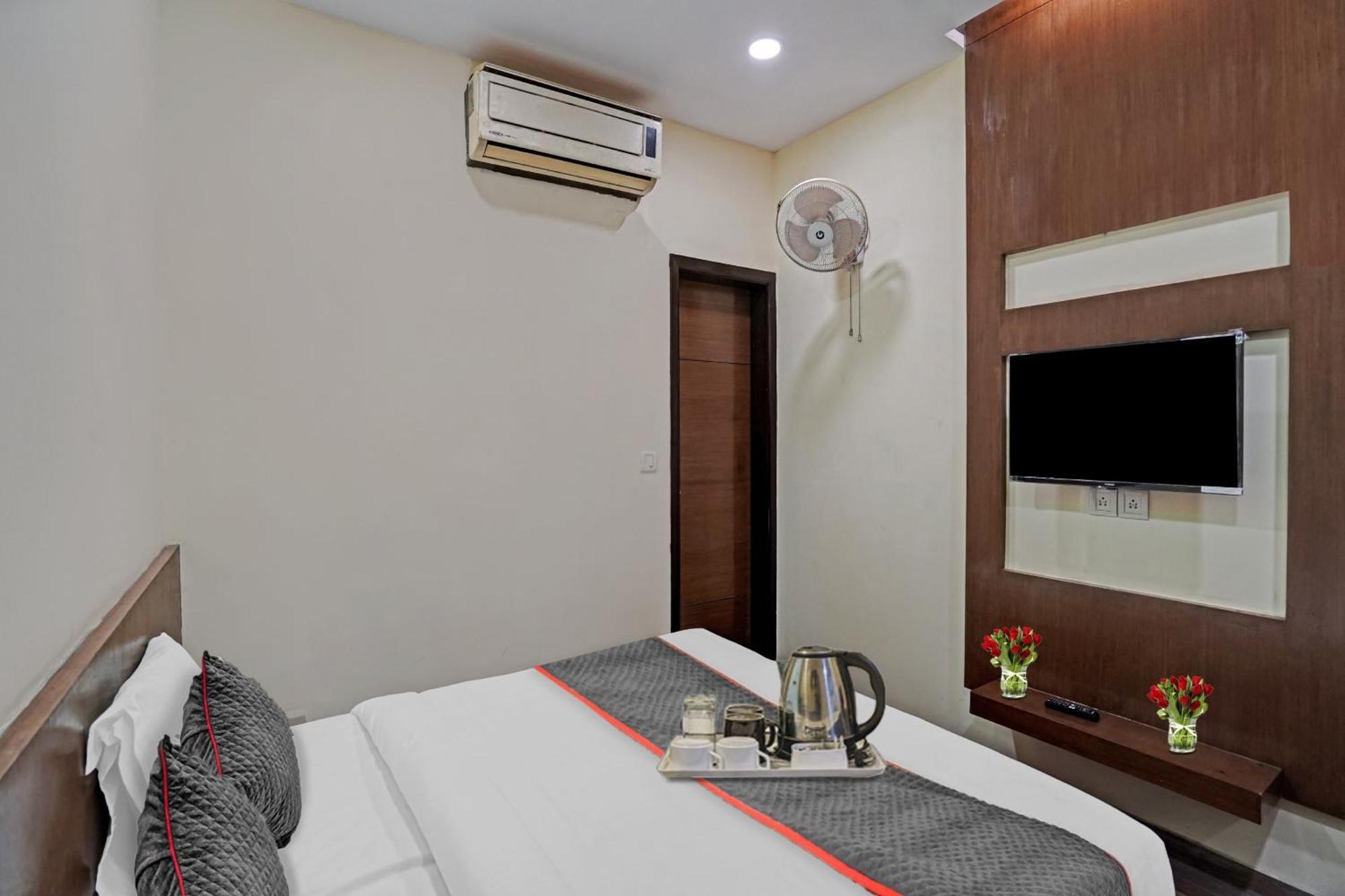 Hotel O Royal Regency Ghaziabad Luaran gambar